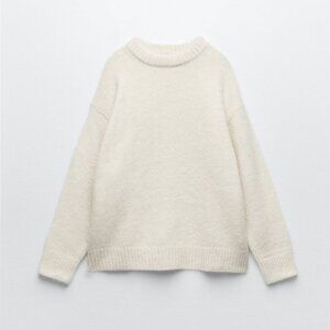 ZARA SOFT FEEL KNIT SWEATER